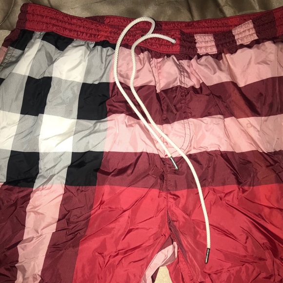 burberry swimsuit mens pink
